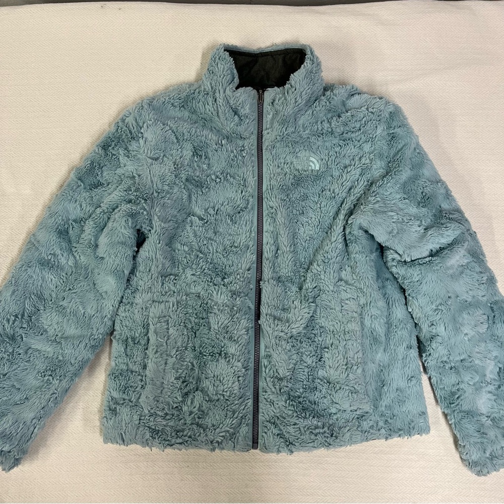 North Face girl’s reversible jacket, Mossbud Swirl gray quilted and blue, M10/12